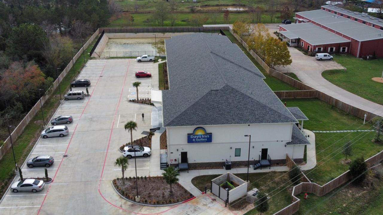 Days Inn & Suites By Wyndham Greater ทอมบอล ภายนอก รูปภาพ